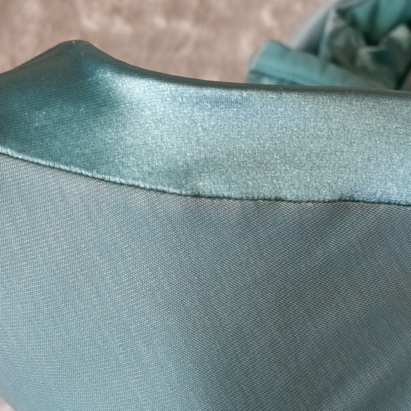 Vanity Fair Women's Illumination Full Figure Zoned-in Support Green Solid Bra 42 - Picture 9 of 10